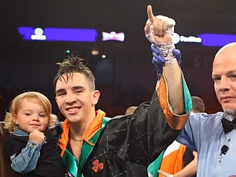 WATCH: Michael Conlan scores e...