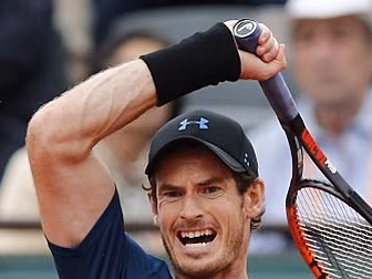 Andy Murray cruises into fourt...
