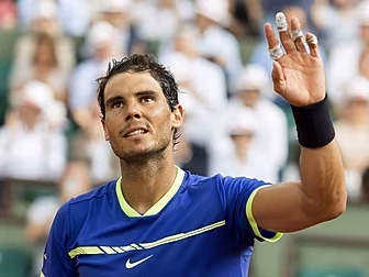 Nadal wins a record 10th Frenc...