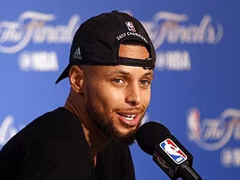 Steph Curry may skip White Hou...