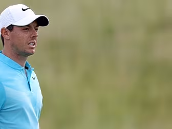 Rory McIlroy responds to criti...