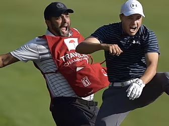 Jordan Spieth chips in to win...