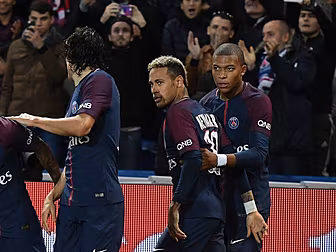 Neymar vs Cavani: "Apparen...