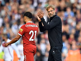 John Giles breaks down Klopp r...