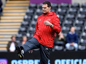 Rassie Erasmus addresses Munst...