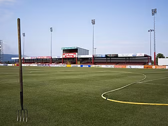 Sligo Rovers sign Bermuda capt...