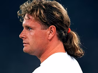 Team 33 | Paul Gascoigne's...