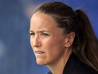 Casey Stoney details the preca...