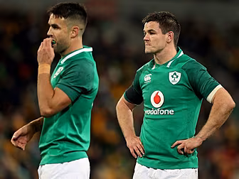 Mid-match confusion: Conor Mur...