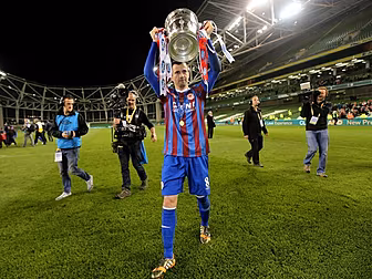 Fahey hits back at Collins ...