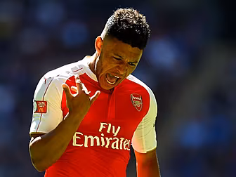 Wenger Gets One Over On Rival...