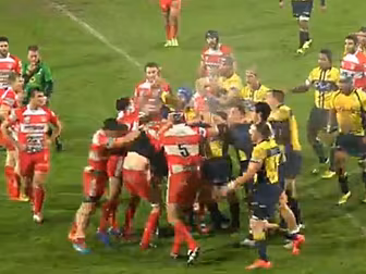 WATCH: Ridiculous melee in Fre...