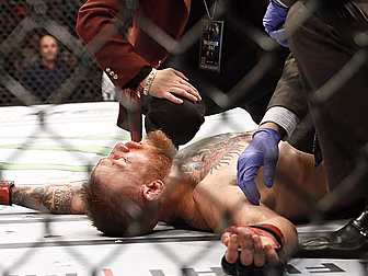 Conor McGregor takes a swipe b...