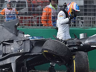 Fernando Alonso lucky to be al...