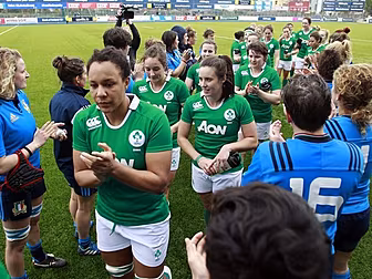 Ireland get back to winning wa...