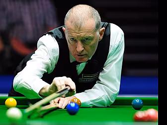 Snooker legend Steve Davis ann...