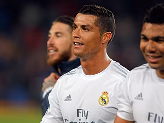 Dutch side mock Cristiano Rona...