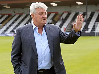 Hull City confirm Steve Bruce...