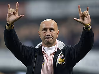 Wolves appoint Walter Zenga as...