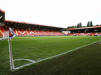 Charlton Athletic forcing fans...