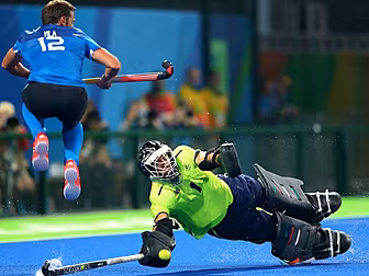 Ireland's hockey side bow...
