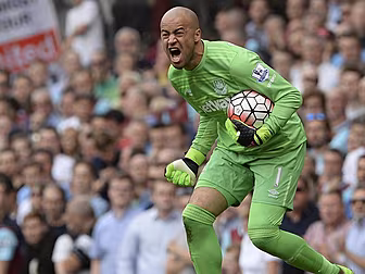 Ireland's Darren Randolph...