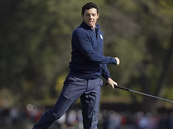 Ryder Cup Round-Up: Europe sta...