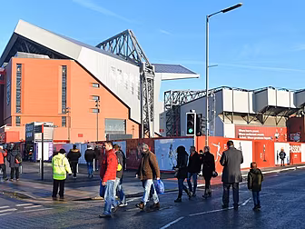 As it happened: Goals galore i...