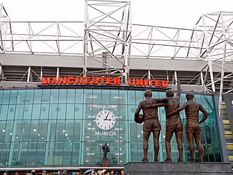  Jesse Lingard says sorry for...