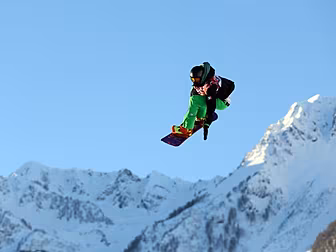 Irish snowboarder Seamus O'...
