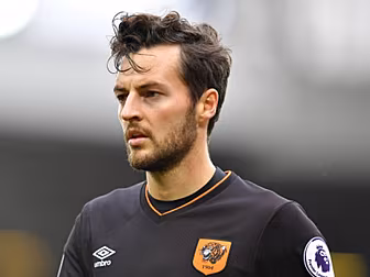 Mason forced to retire from fo...