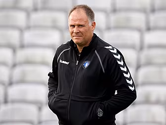 Limerick FC lose manager the d...