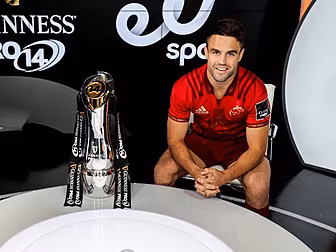 Conor Murray on Johann Van Gra...