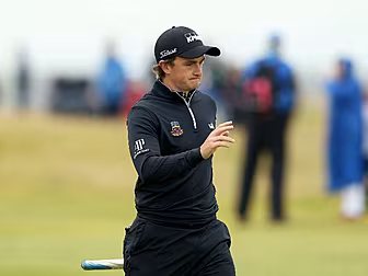Paul Dunne closing in on autom...