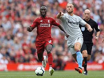 Pat Nevin sticks "the futu...