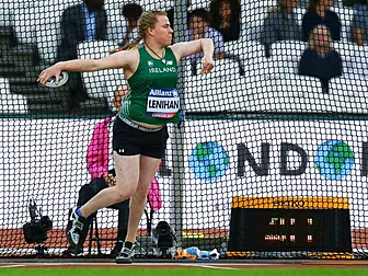  Noelle Lenihan wins gold for...