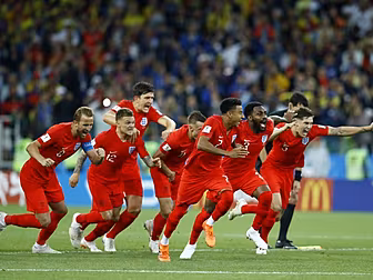 John Giles calls bullsh*t on E...