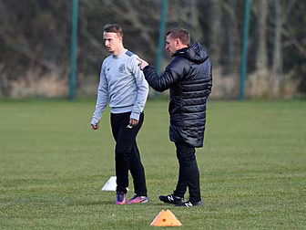 Brendan Rodgers' warning to Le...