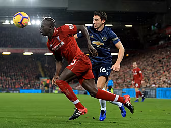 Is It Wrong For A Man United F...