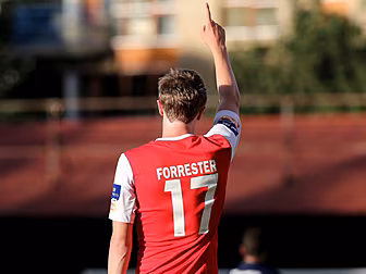 Chris Forrester rejoins St Pat...