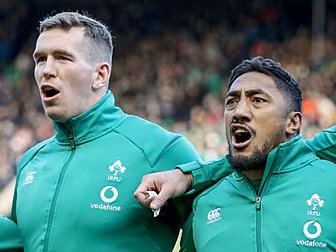 Bundee Aki welcomes Chris Farr...