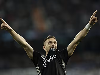 Shockwaves as Ajax stun Real M...