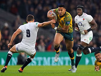 Israel Folau reaches settlemen...