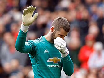 David De Gea signs new contrac...