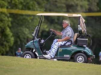 John Daly hits back at Tiger a...