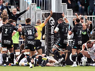 Glasgow hammer Ulster to send...
