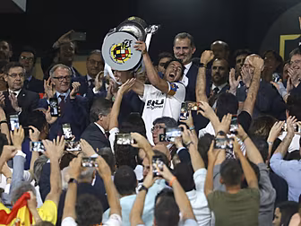 QUIZ: Football clubs by trophy...