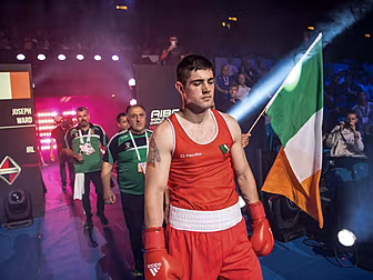 Joe Ward to turn pro