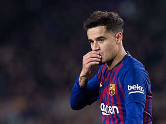 Coutinho in the dark over Barc...