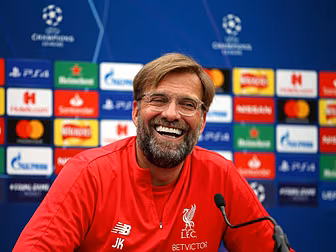 Liverpool sign young Dutch def...